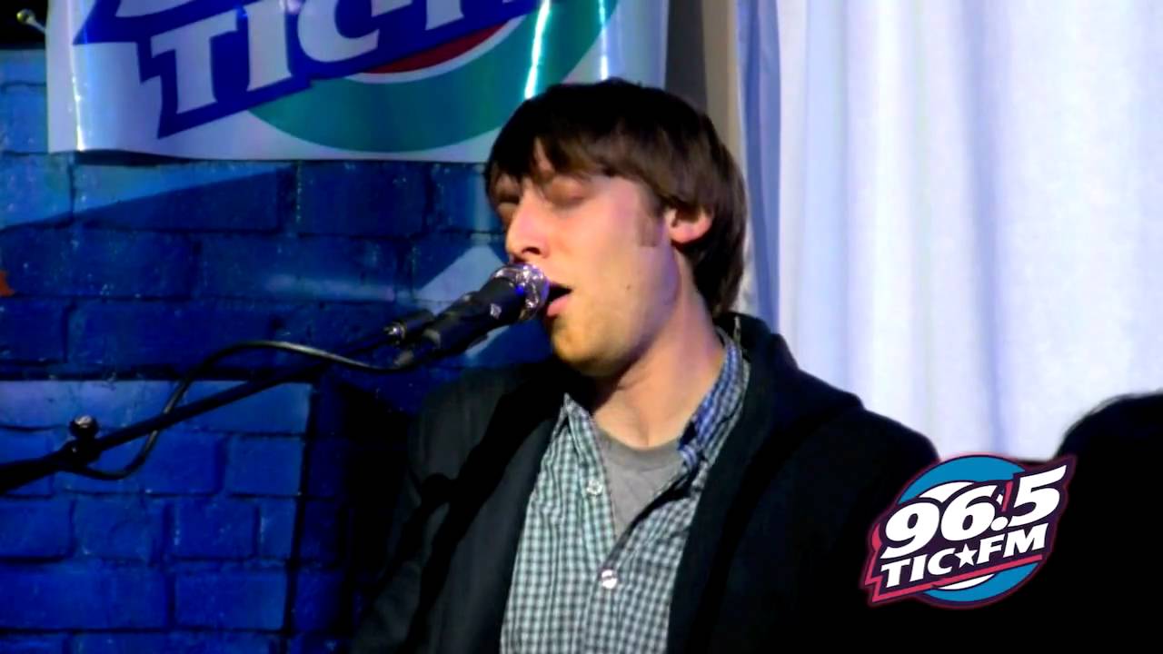 Eric Hutchinson - 