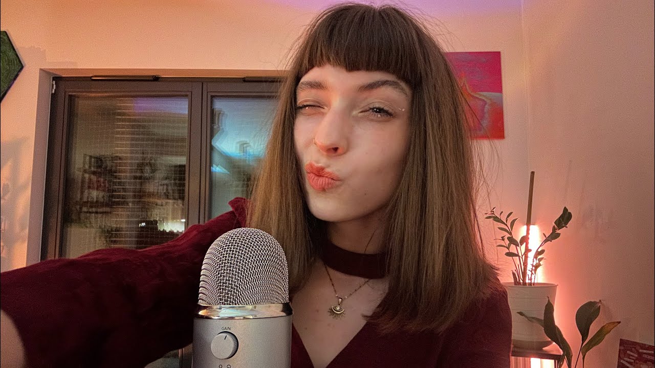 Christmas ASMR 🎄 going with the flow ✨ hand and jewelry sounds, mouth sounds, whispers, tapping ❤️