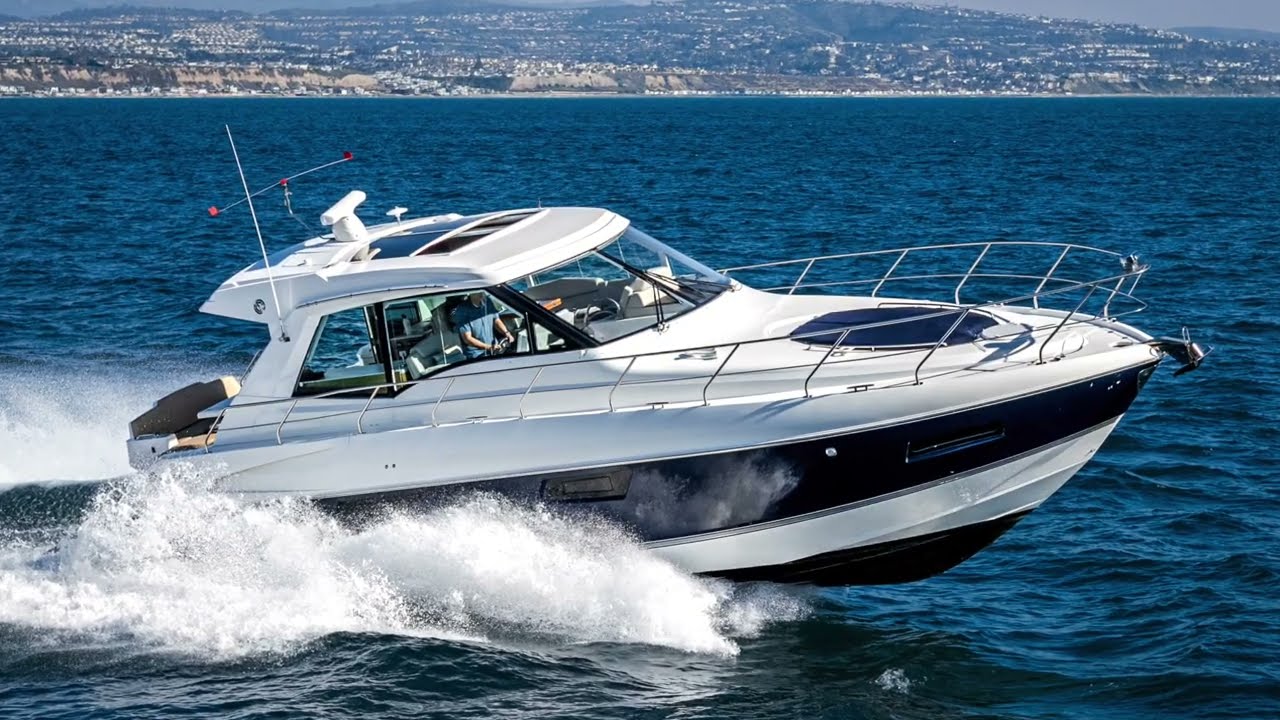 2015 Cruisers 48 Cantius for sale by David Inglis
