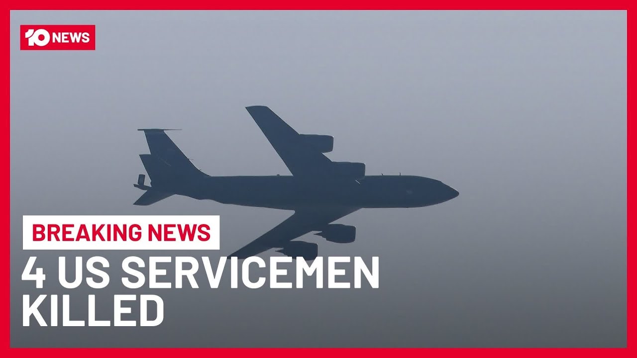 Четыре американских военнослужащих погибли в результате крушения самолета, заправлявшегося топлив...