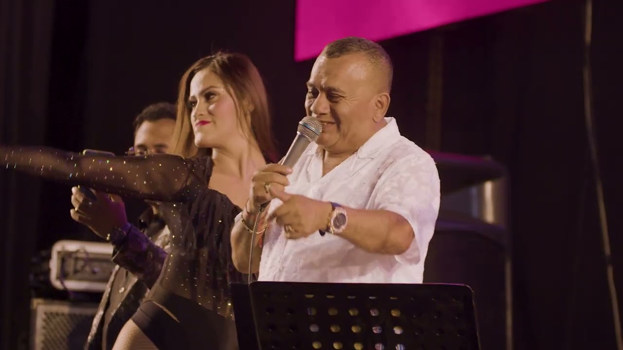 Tony Rosado - Corazón de Piedra (En Vivo)