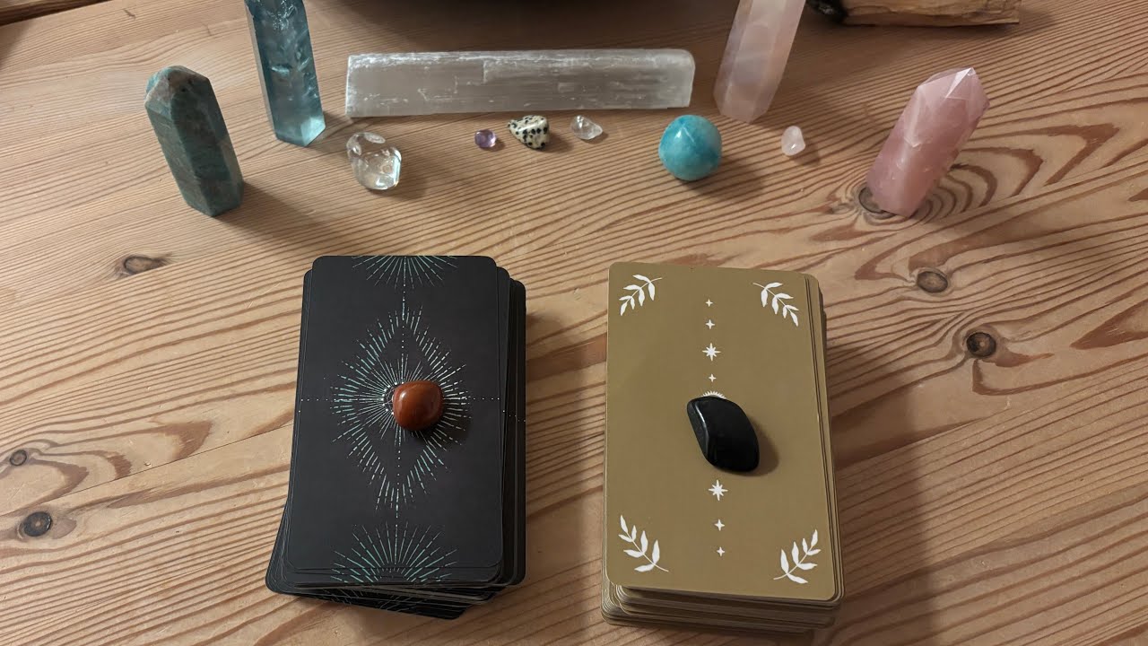 🔒🩷Was denkt und fühlt die Person über dich, gerade? 🔒🩷 | LOVE READING Tarot