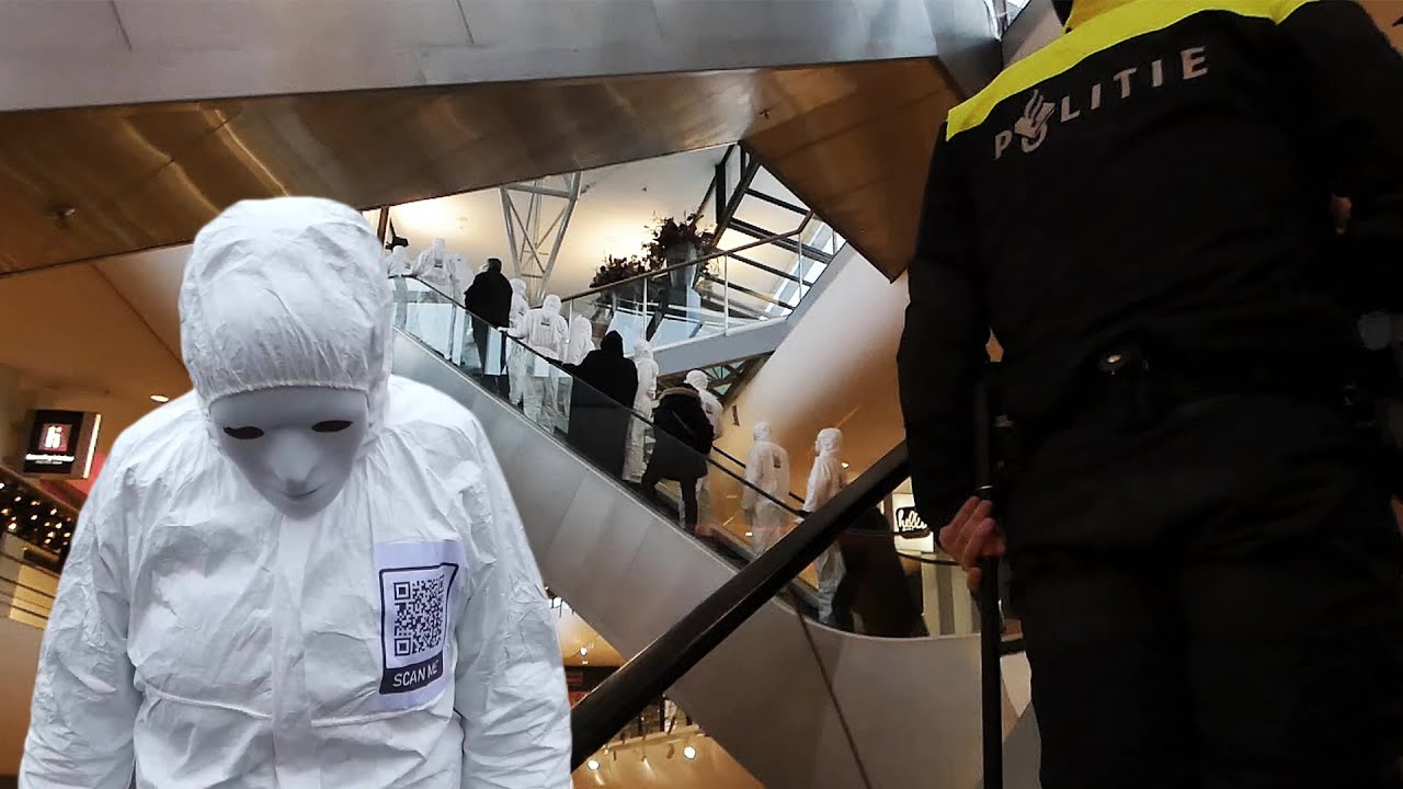 The Dutch Guerilla Mask Force (Witte Pakken Mars) - Rotterdam - 18 december 2021