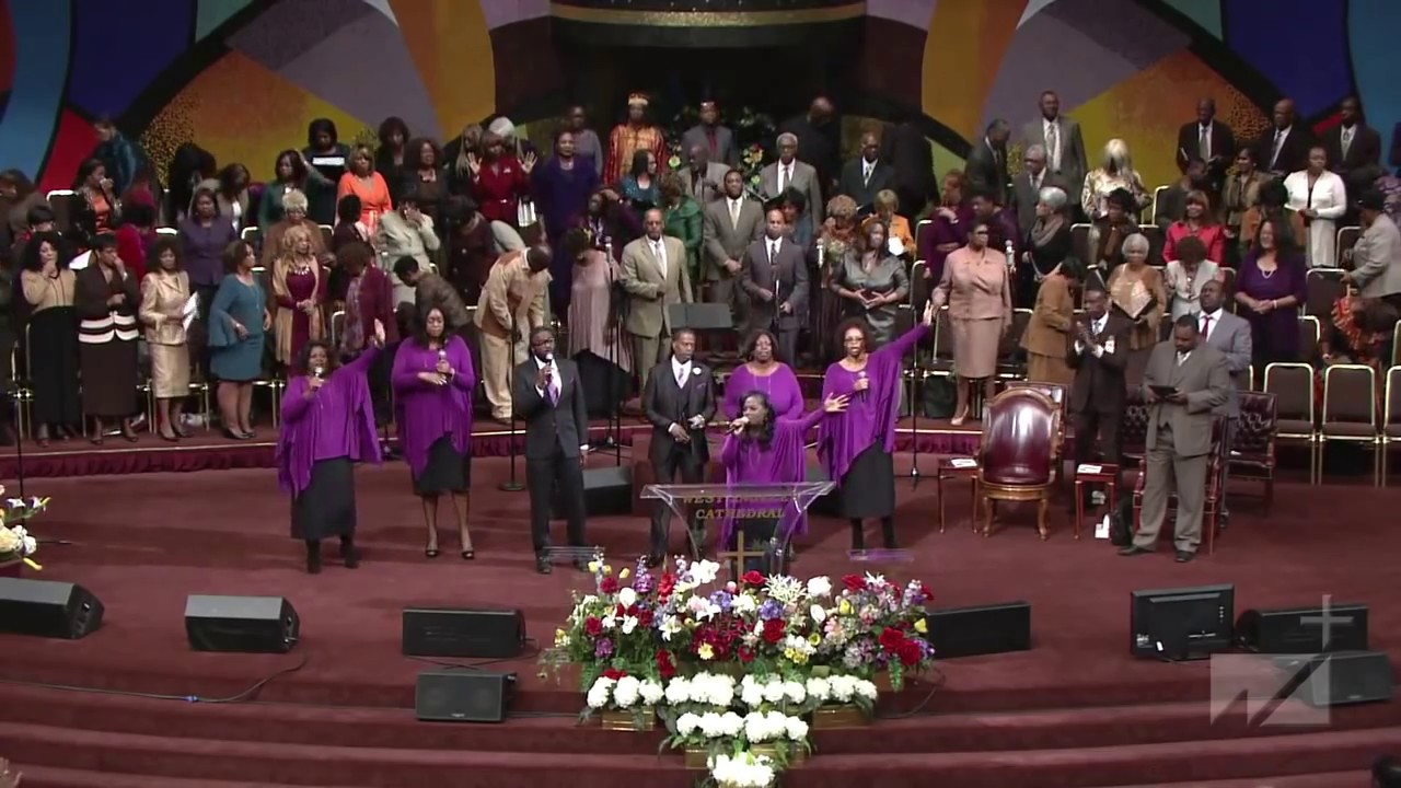 Geneen White Leading Praise & Worship West Angeles COGIC 2015 HD!