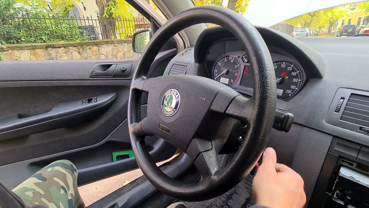 SKODA Fabia 2002 kürt/duda/horn/Horn/corne/roh