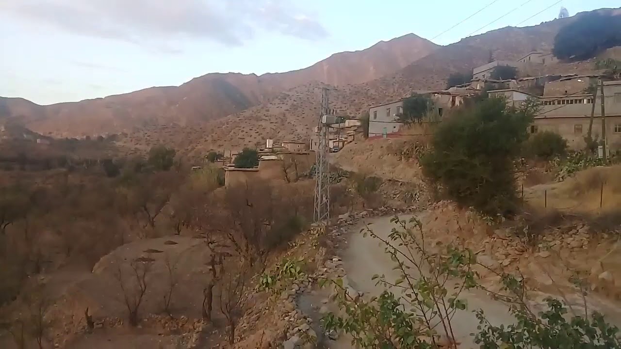 دوار اكرض اوريغ  اداوكايس  عمالة ترودانت
