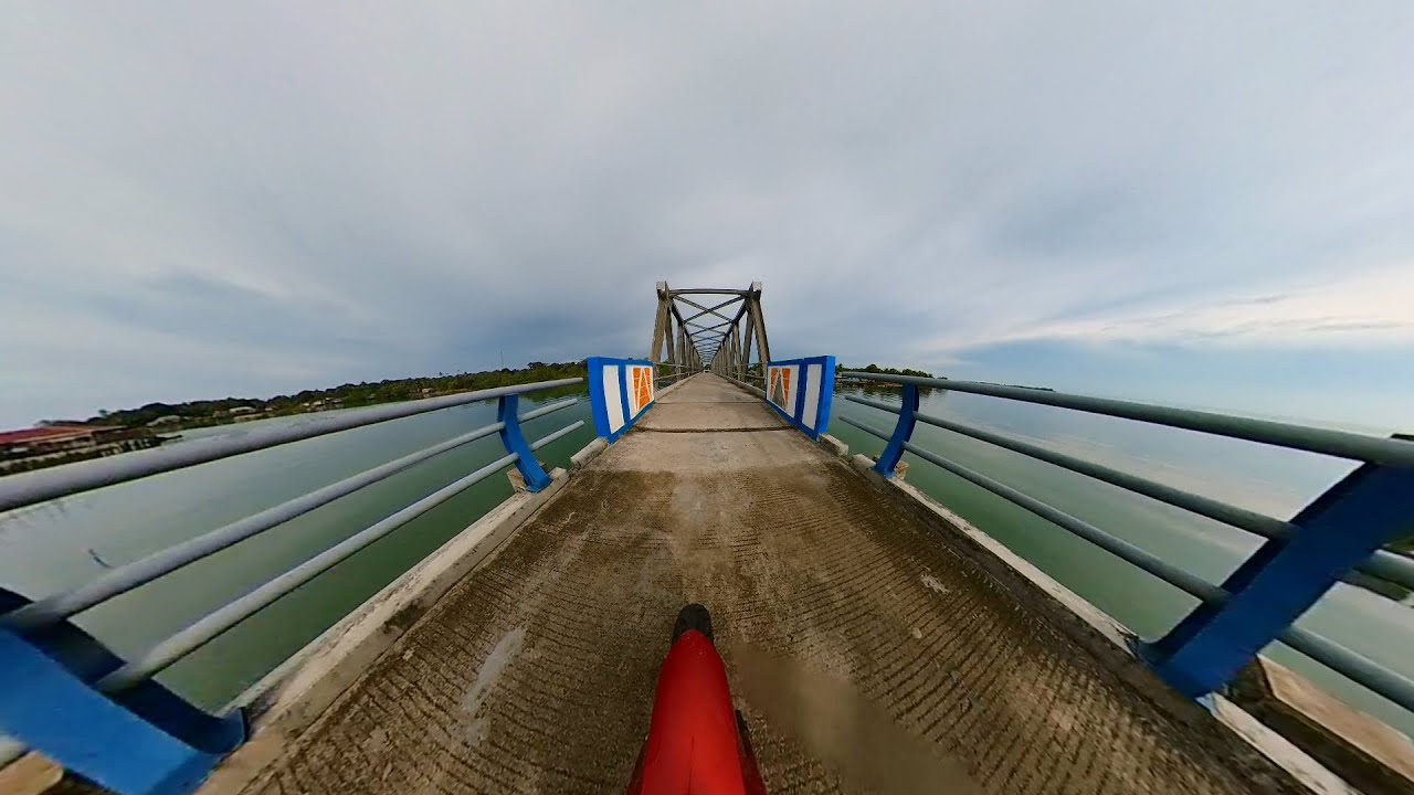 Explore Bintan : Visiting Pengujan Island via Selat Bintan Bridge