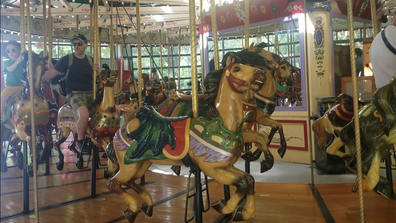 Columbus Zoo Aquarium Carousel Horse Stampede Run Circle and 153 organ Play song IXL March 1914 2023