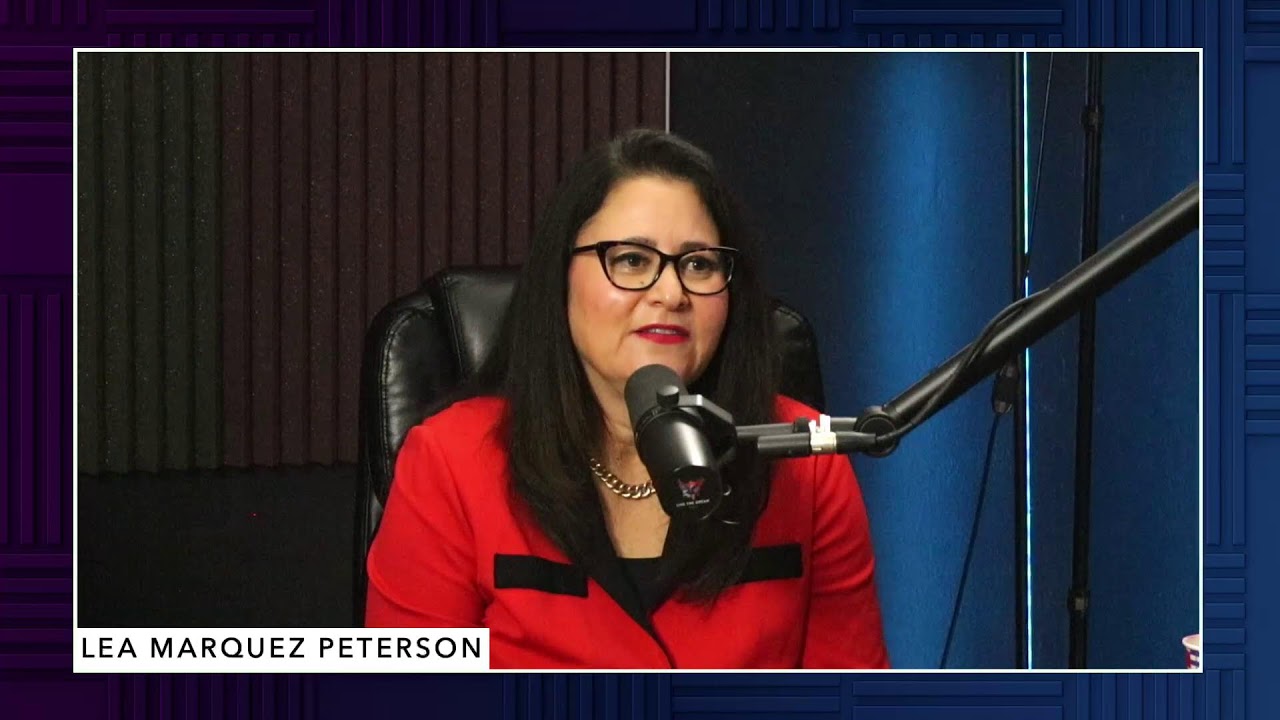 The Bob Elliott Show Ep. 14 - Lea Marquez