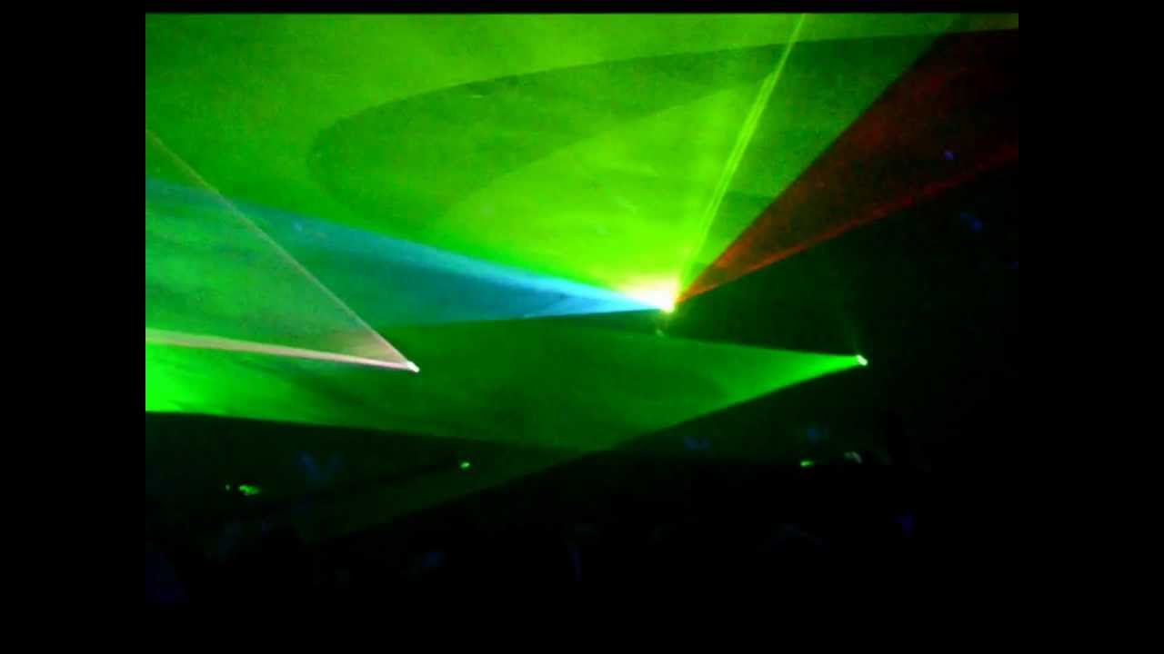SHOW LASER BACK TO CLUB 88 BY KOOZ.wmv