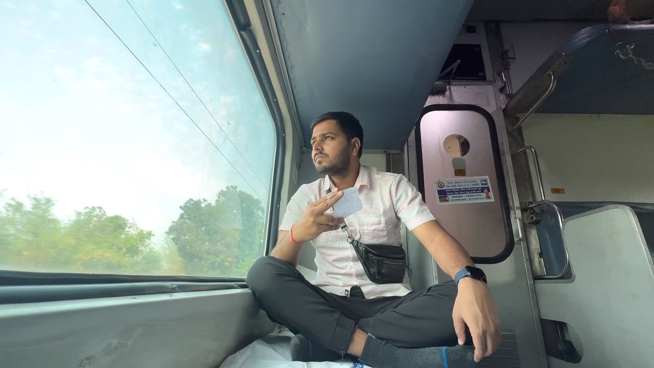 Patna-Indore Express train journey*Aisa hoga socha nahi tha*☹️