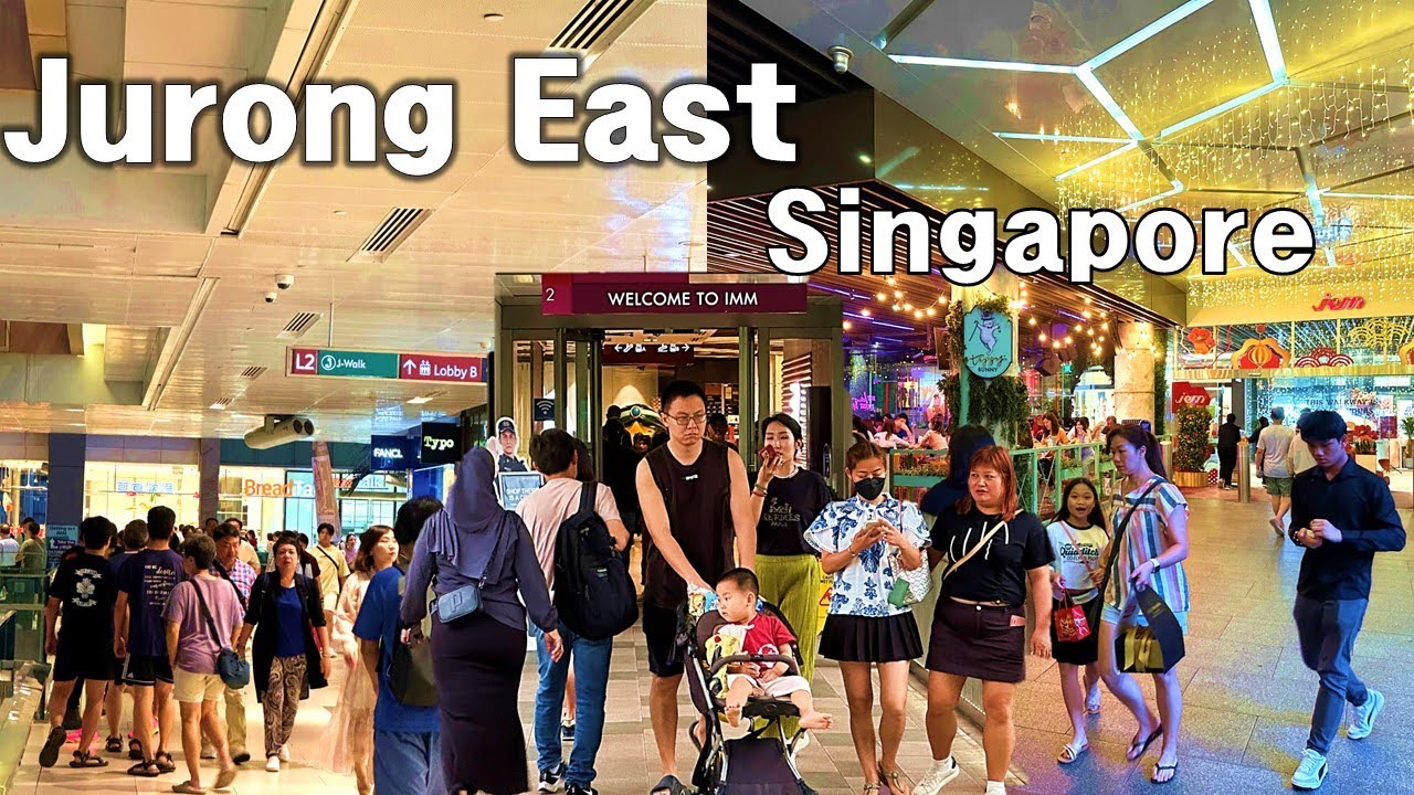 Singapore's Biggest Outlets Mall | Walking Tour to the West of Singapore