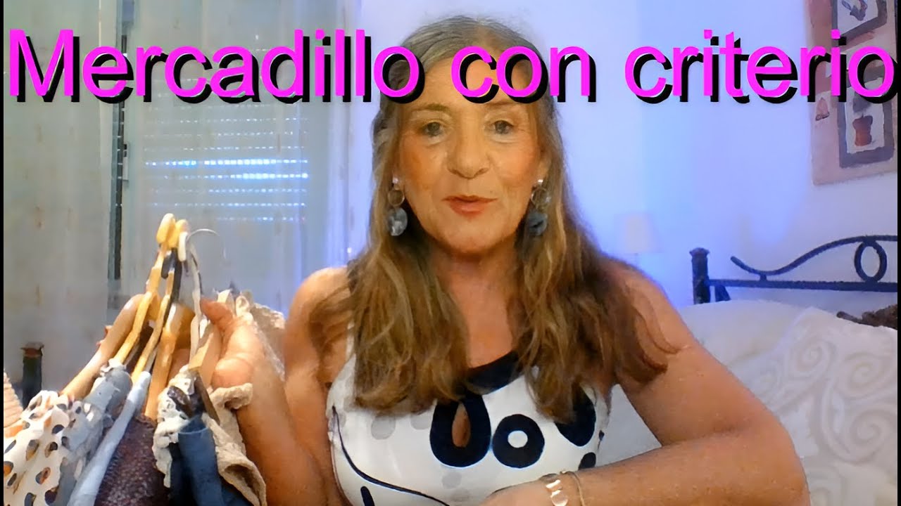 Compras de mercadillo para reinventar outfits.