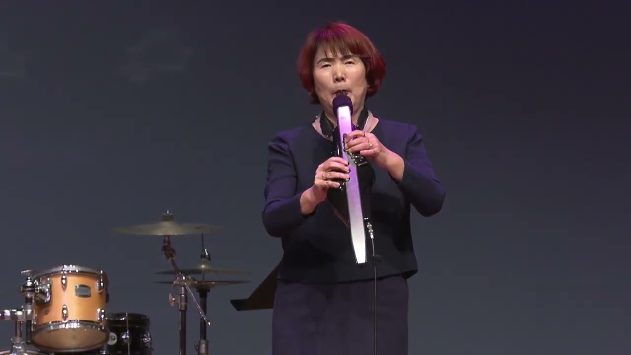 조희야 (전자섹소폰) (아코디언) : 울어라 열풍아,  찔레꽃 ( 2026 대구실버대학 개강식 찬조출연)
