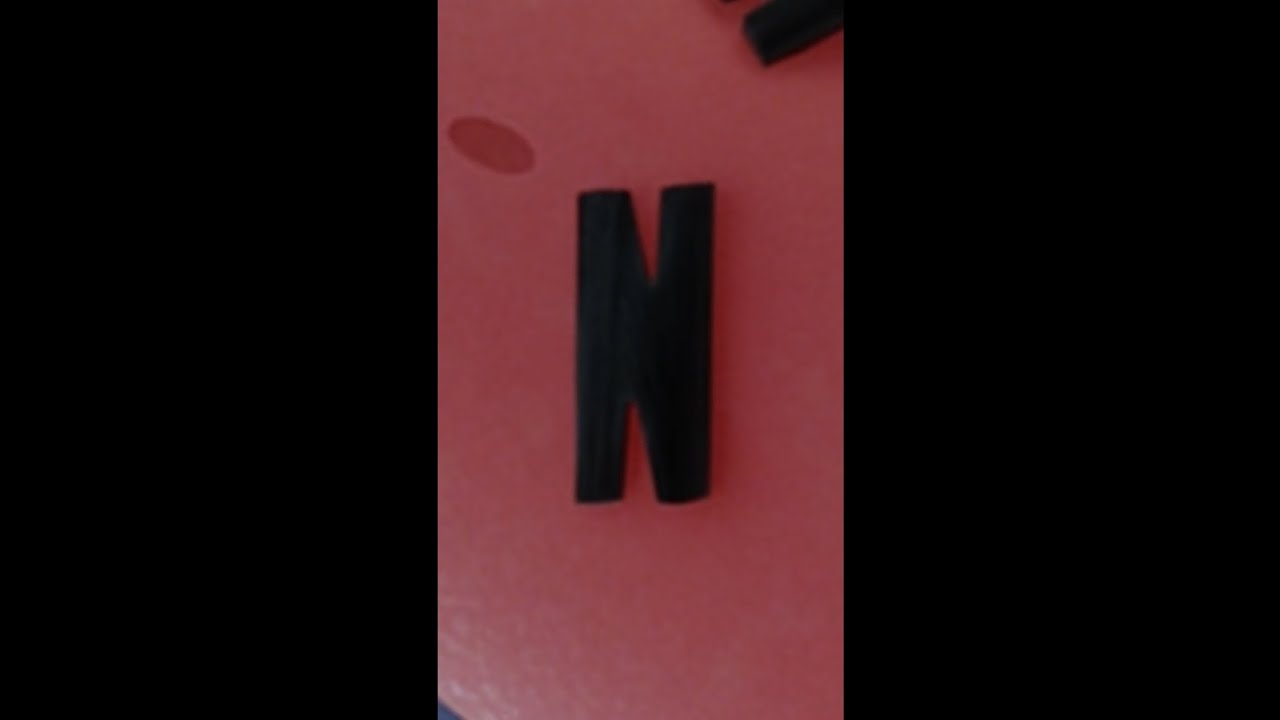 J&aacute; notou esse SEGREDO no Patrick Estrela??!? 👀 | Netflix Brasil #BobEsponja