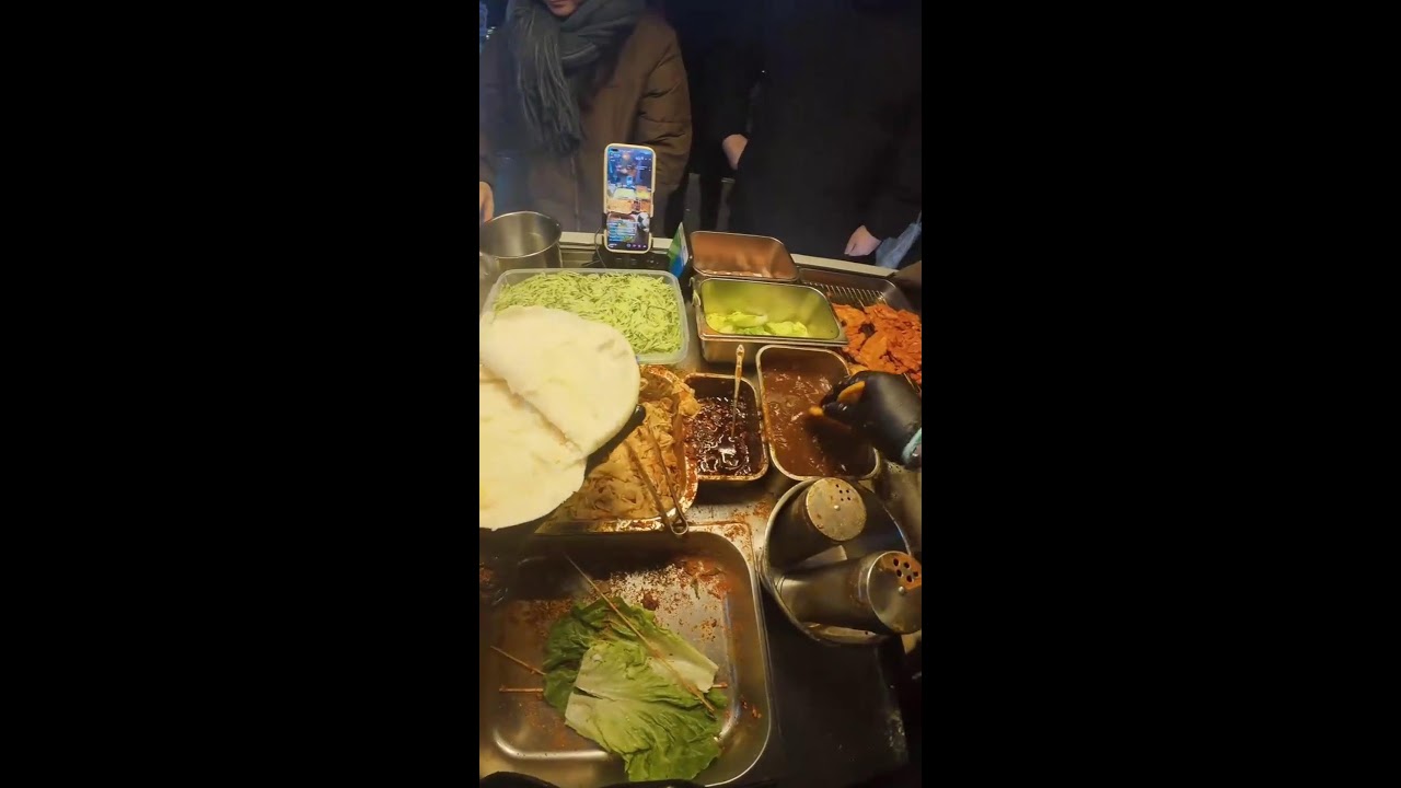 Uncut POV | Oversized Flatbread Prep & Meat Filling | Real-Time Vendor Rhythm