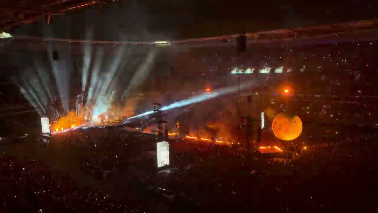 The Weeknd - Moth to a Flame - Live Paris Stade de France 29/07