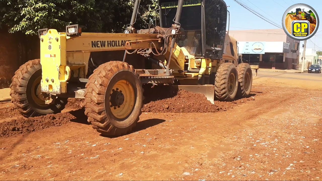 Raspando Base e Encabeçamento de rua/Motoniveladora/Patrol/Patrola/Road Grader RG140B New Holland