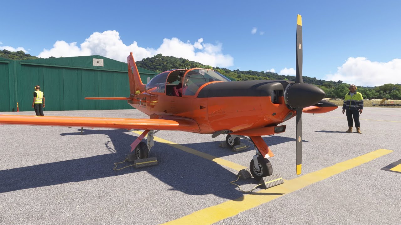 Первый взгляд на Sim Skunk Works Aeromacchi / Siai Marchetti SF260 в Flight Simulator 2024