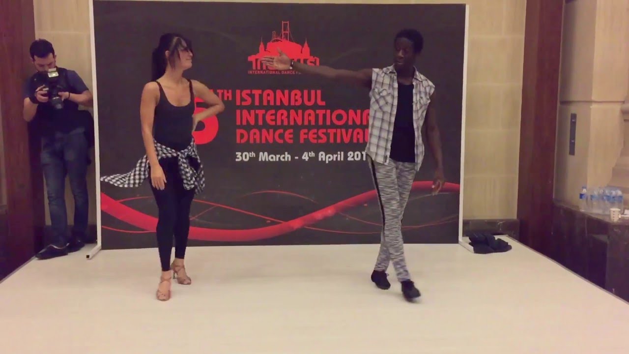 Mouaze Ella Cha Cha Partnerwork