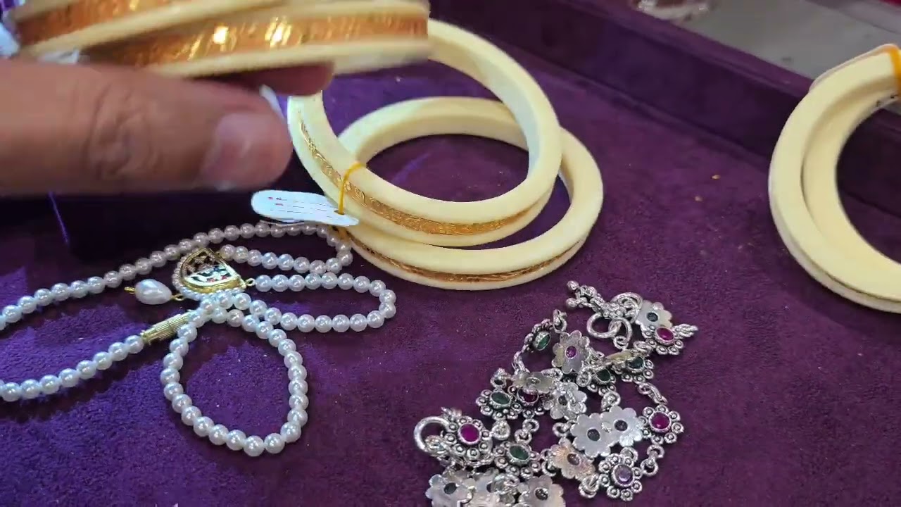 Rakhi गिफ्ट @mgj #9001551991