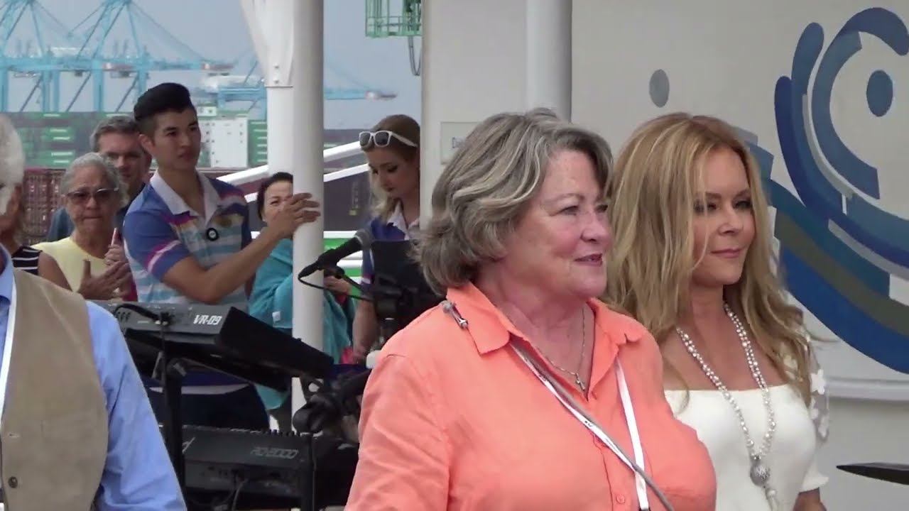 Love Boat Sail Away with the Love Boat Cast 2022 on the Discovery Princess