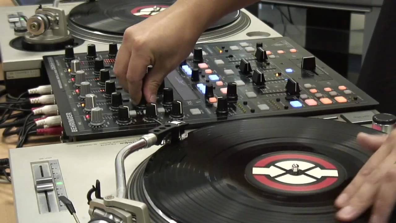 Infinium X1 Optical Fader in DJ Mixer DDM4000 (Behringer)
