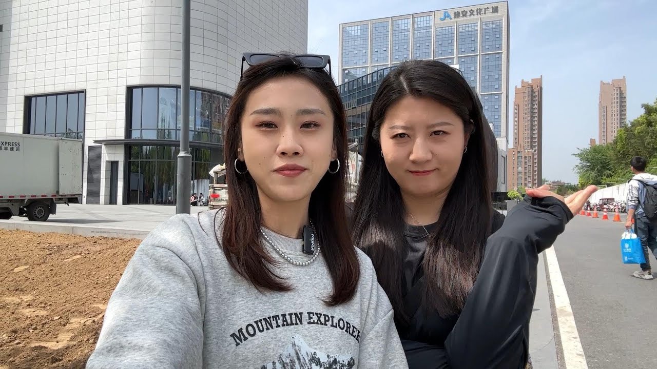【寻尝姐妹】在许昌逛胖东来，买食材还能做成菜，在这吃饱是种什么体验！
