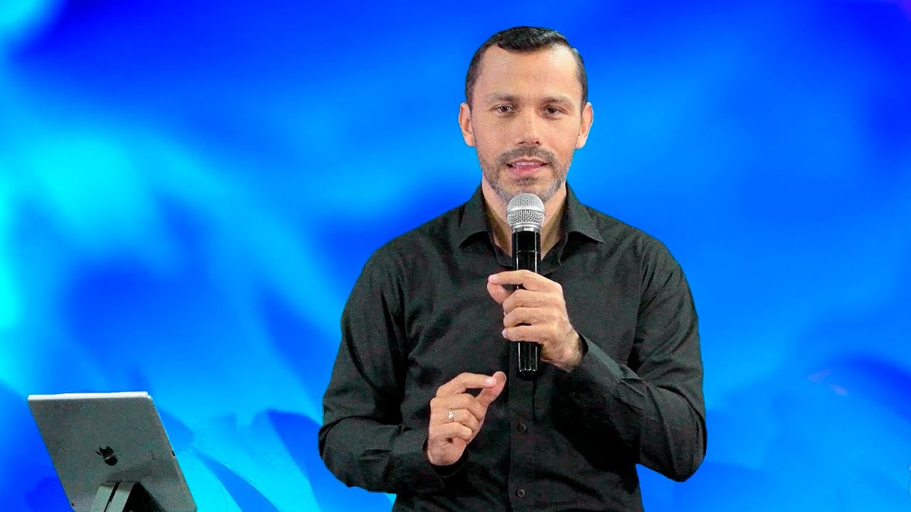 🔴 LAS VESTIDURAS DEL CRISTIANO- Pastor El&iacute;as Espinosa | Pr&eacute;dicas Cristianas