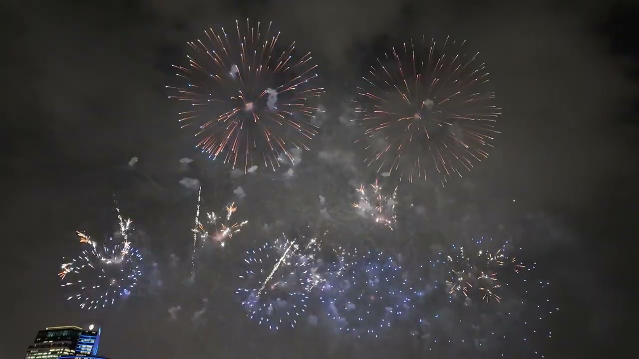 Dubai Festival City Fireworks - DSF (17 December 2025)