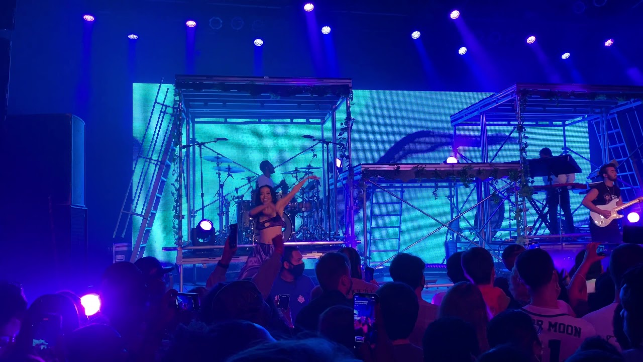 Tinashe - How Many Times & Used To (Live) 333 Tour