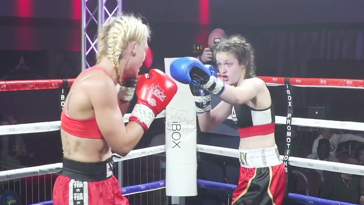 Claire Edwards VS Molly Ecott