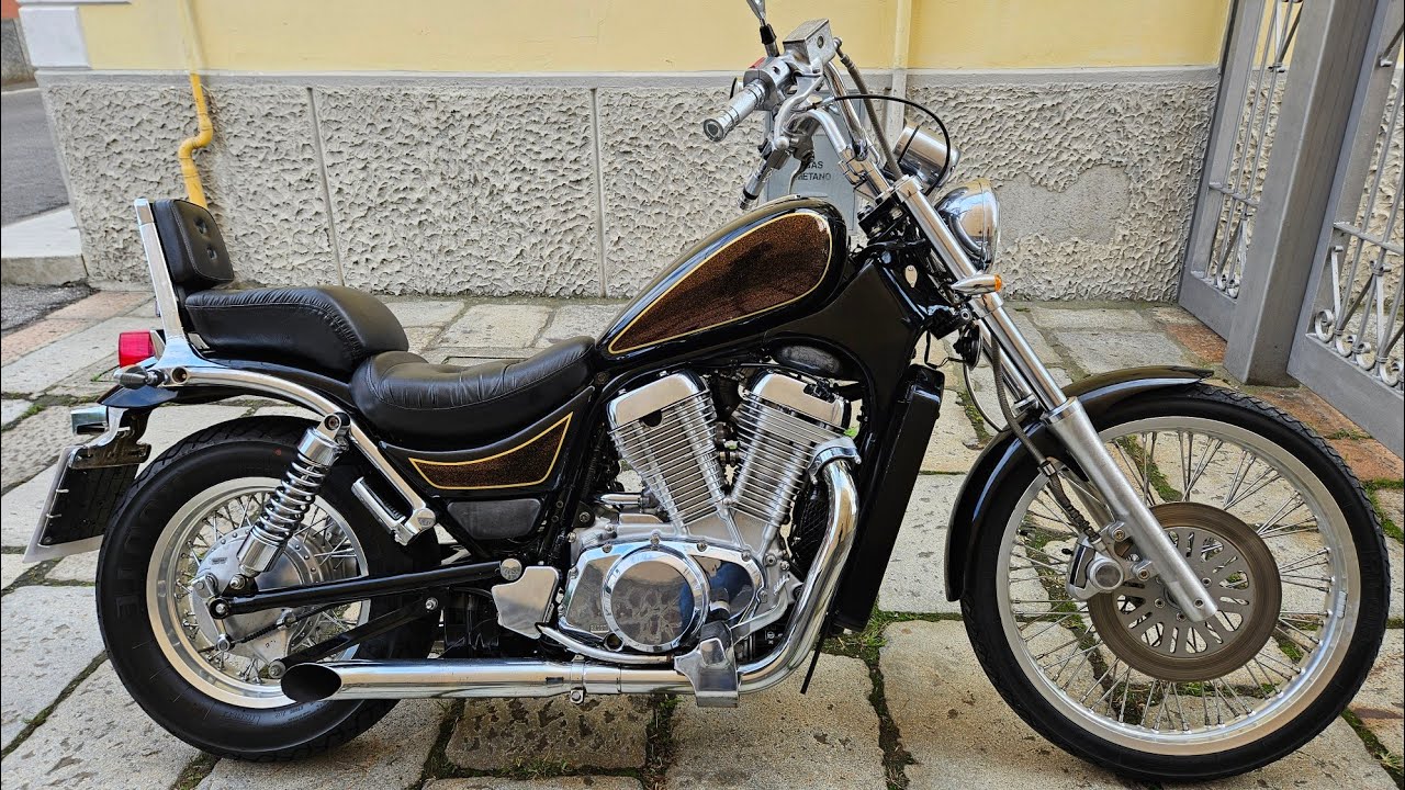 Suzuki intruder 800