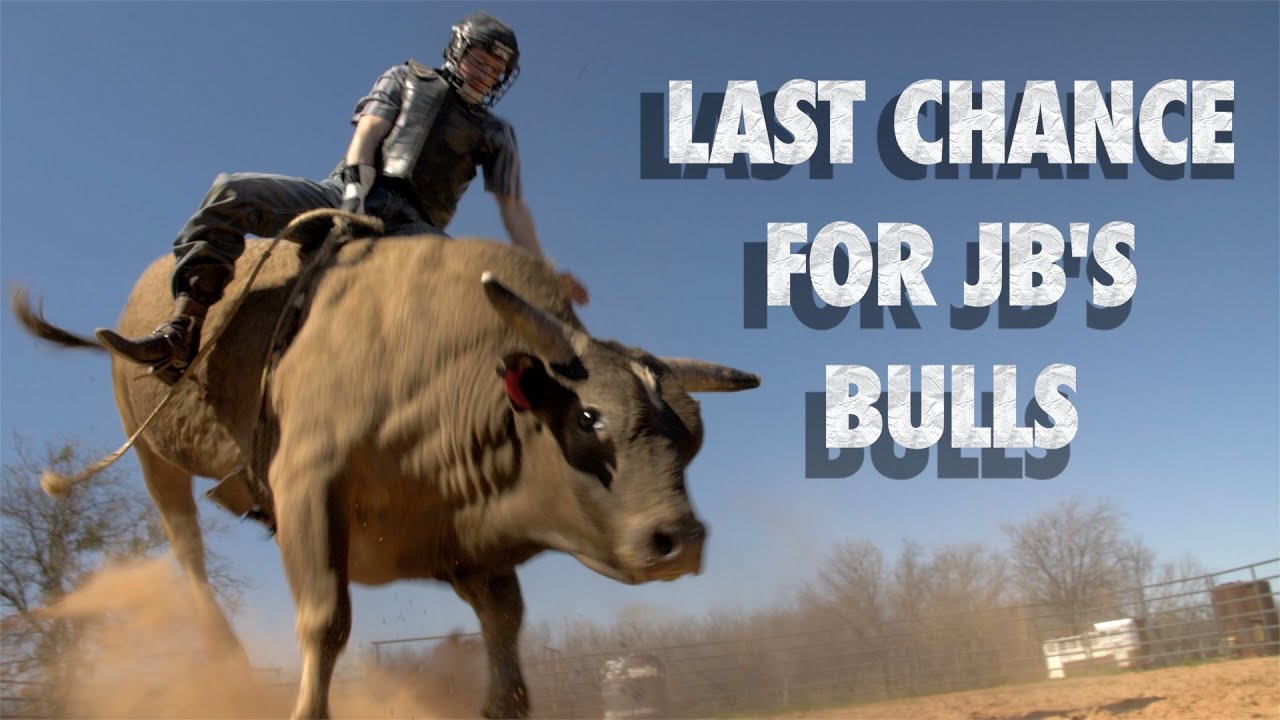 New bull riders try out JB's sale barn bulls - Rodeo time 181
