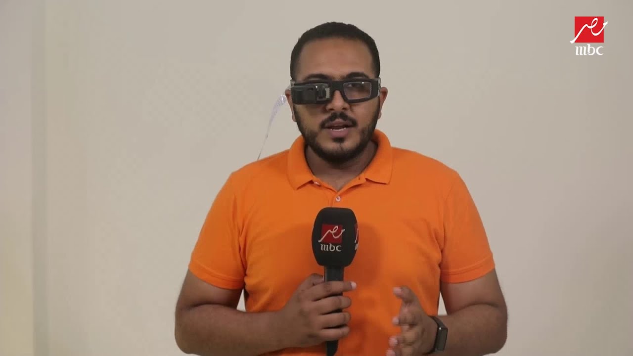 تحول الصوت إلى لغة إشارة.. طالب يخترع نظارة للصم والبكم
