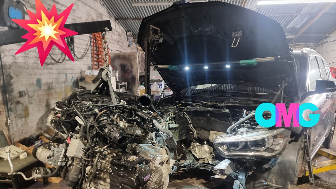 Bmw X1 xdrive2019. How to remove engine and open it up to found the problem !(piston 💥)