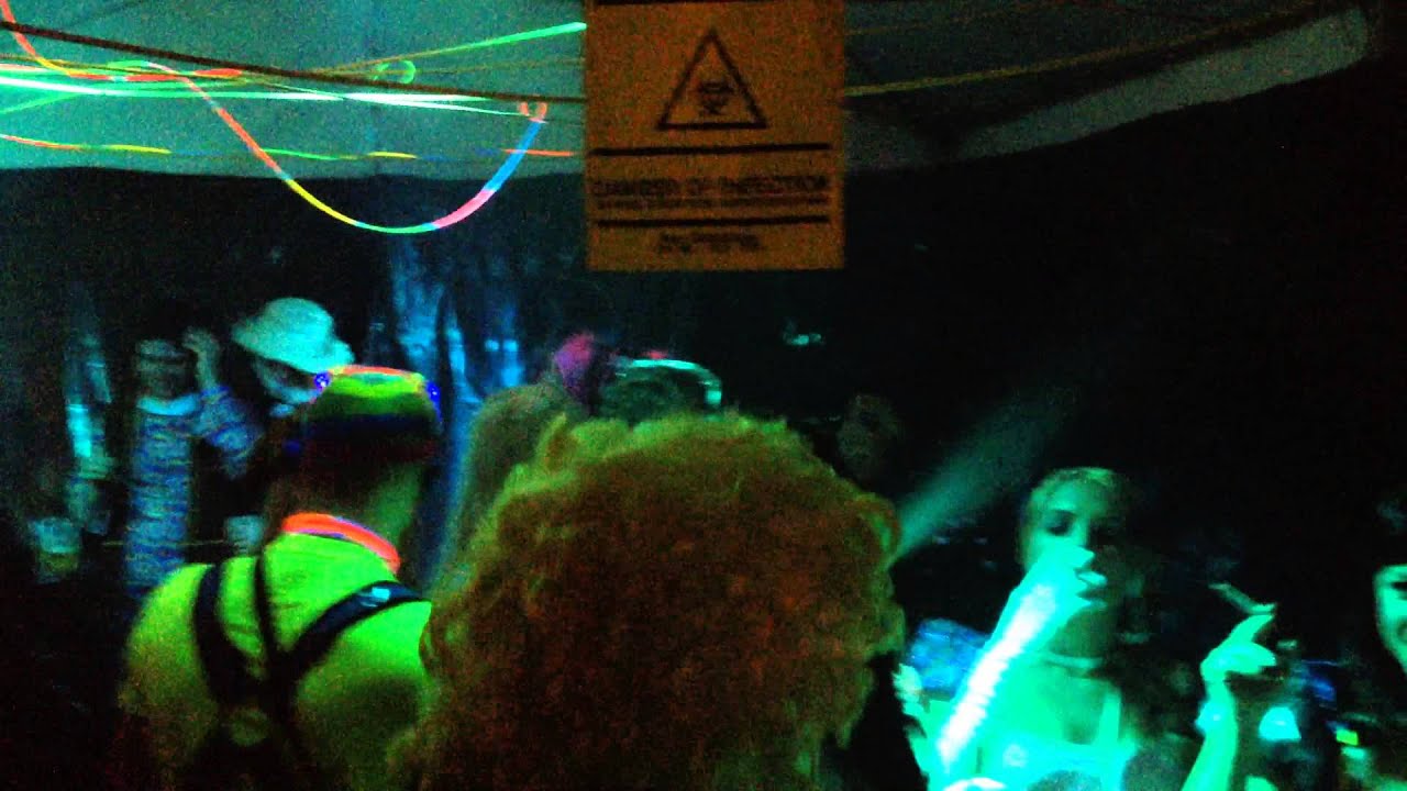 Fasnacht im Solheure 2014 - Neonowumm-Party
