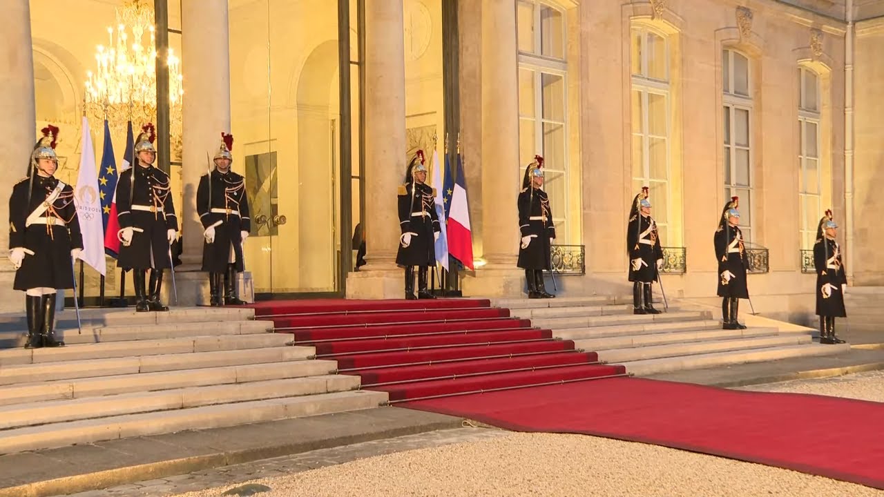 Macron hosts a state dinner for Sheikh Tamim bin Hamad Al-Thani