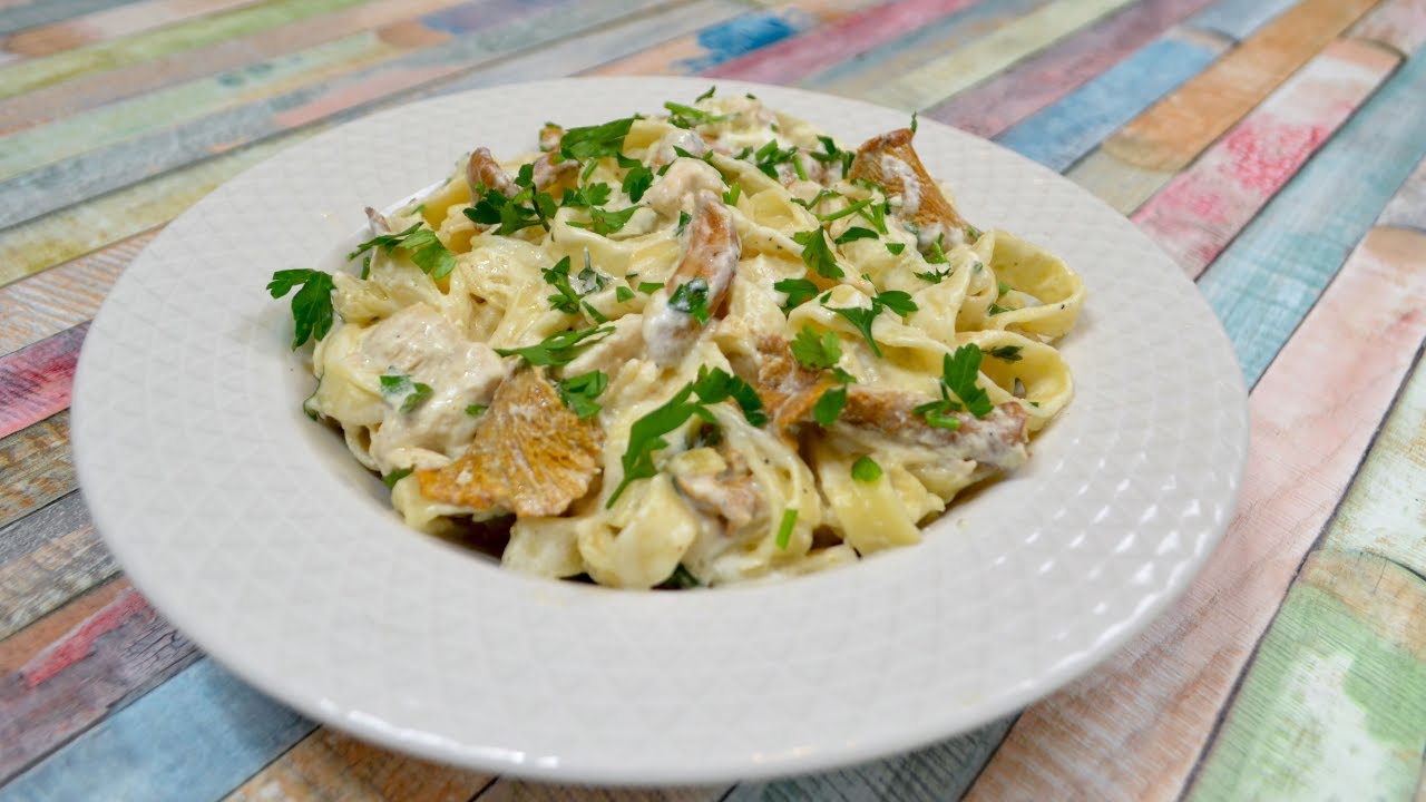 Tagliatelle z kurczakiem i kurkami ! Pyszne danie ! Mogłabym je gotować codziennie! Szybko i łatwo!