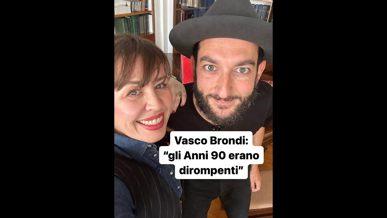 Vasco Brondi e lo "sporco degli Anni 90"