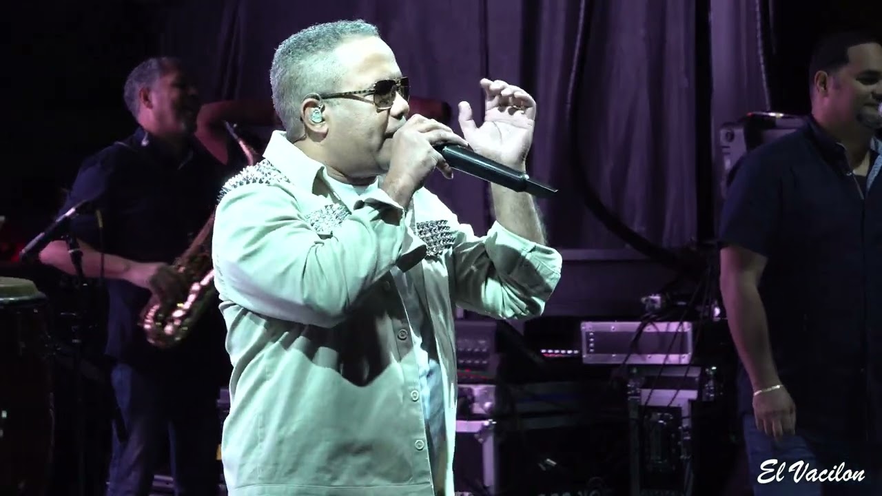 Hector Acosta 