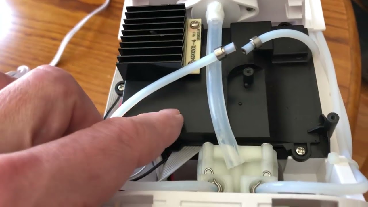 Fixing a Sparkel carbonator (1/2)