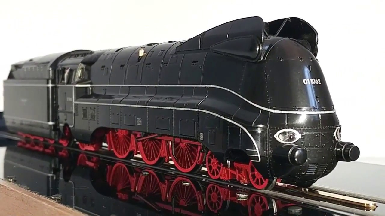BR 01 1062 (DRG) H0 Schnellzug - Dampflokomotive Baureihe 01.10 Liliput L111103 - Smartrail