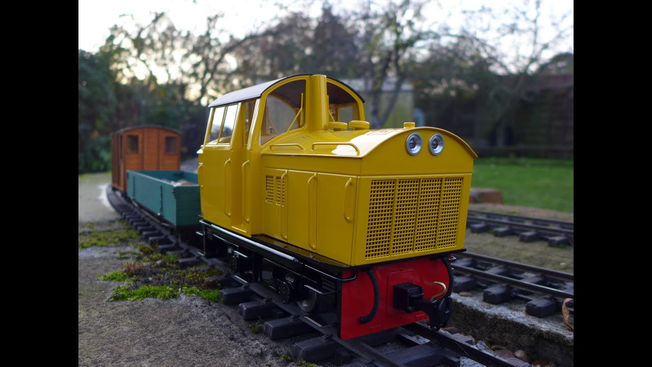 Roundhouse Conway Castle on the Rat and Mole Railway 161124