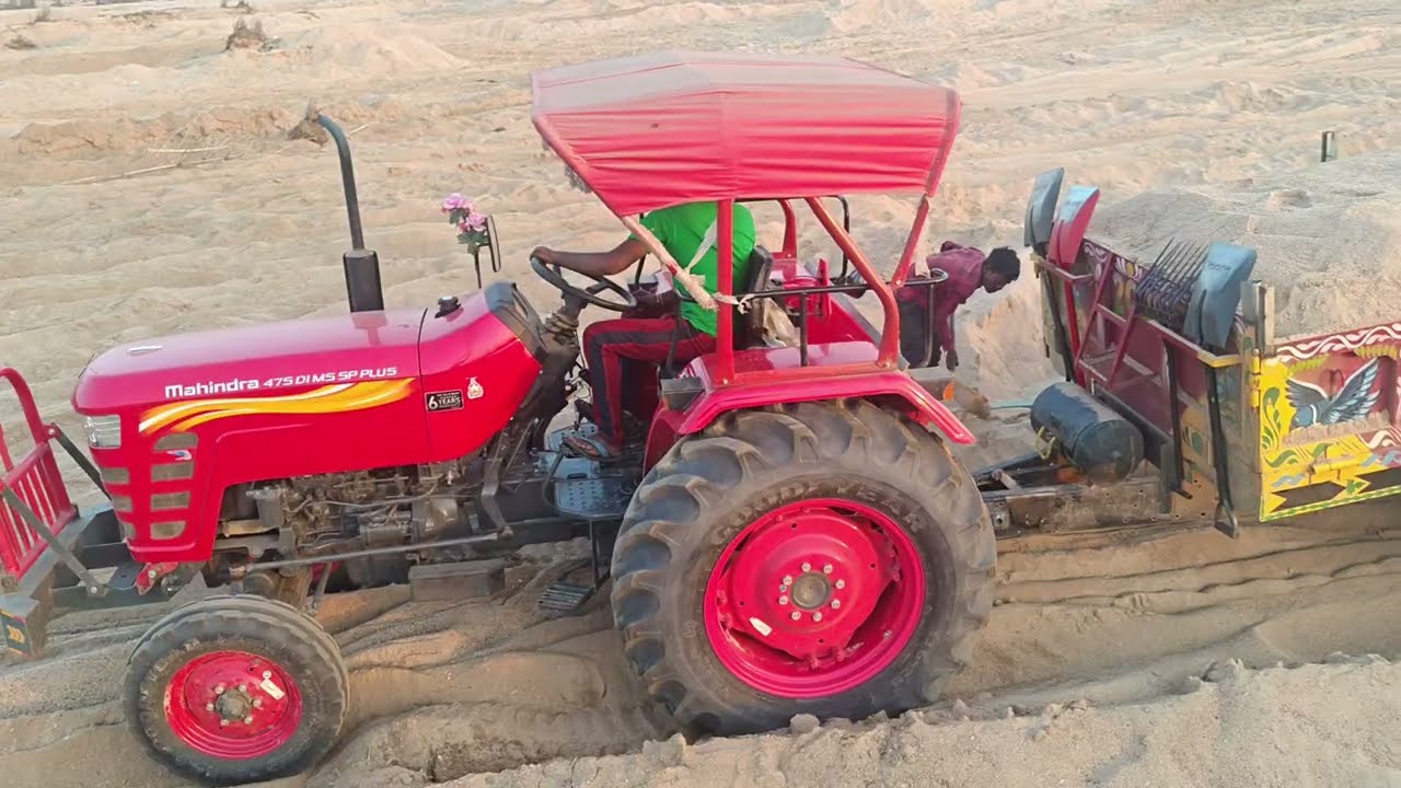 Mahindra 405 DI Power Test: Heavy Load Trolley Pulling in Sand 🚜🔥