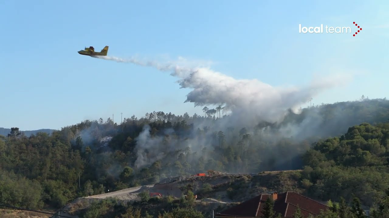 Albenga, Canadair al lavoro: voli continui prima della notte