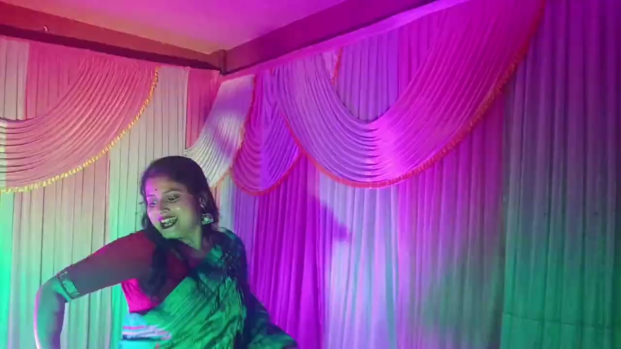 আমাদের আবাসনের সরস্বতী পূজো তে নাচ গান ও অ্যানকারীং করে জমিয়ে আনন্দ করলাম