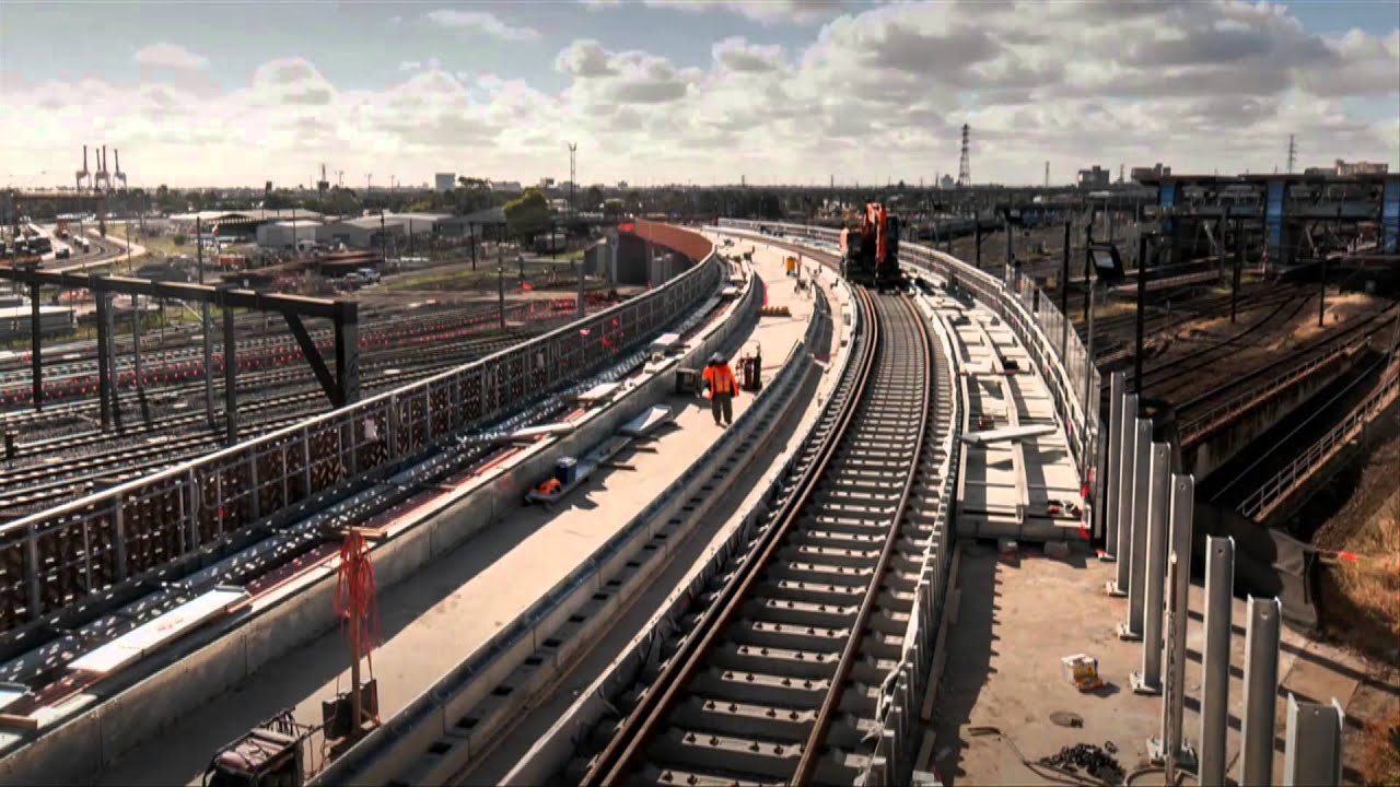 Regional Rail Link: North Melbourne Flyover structural works