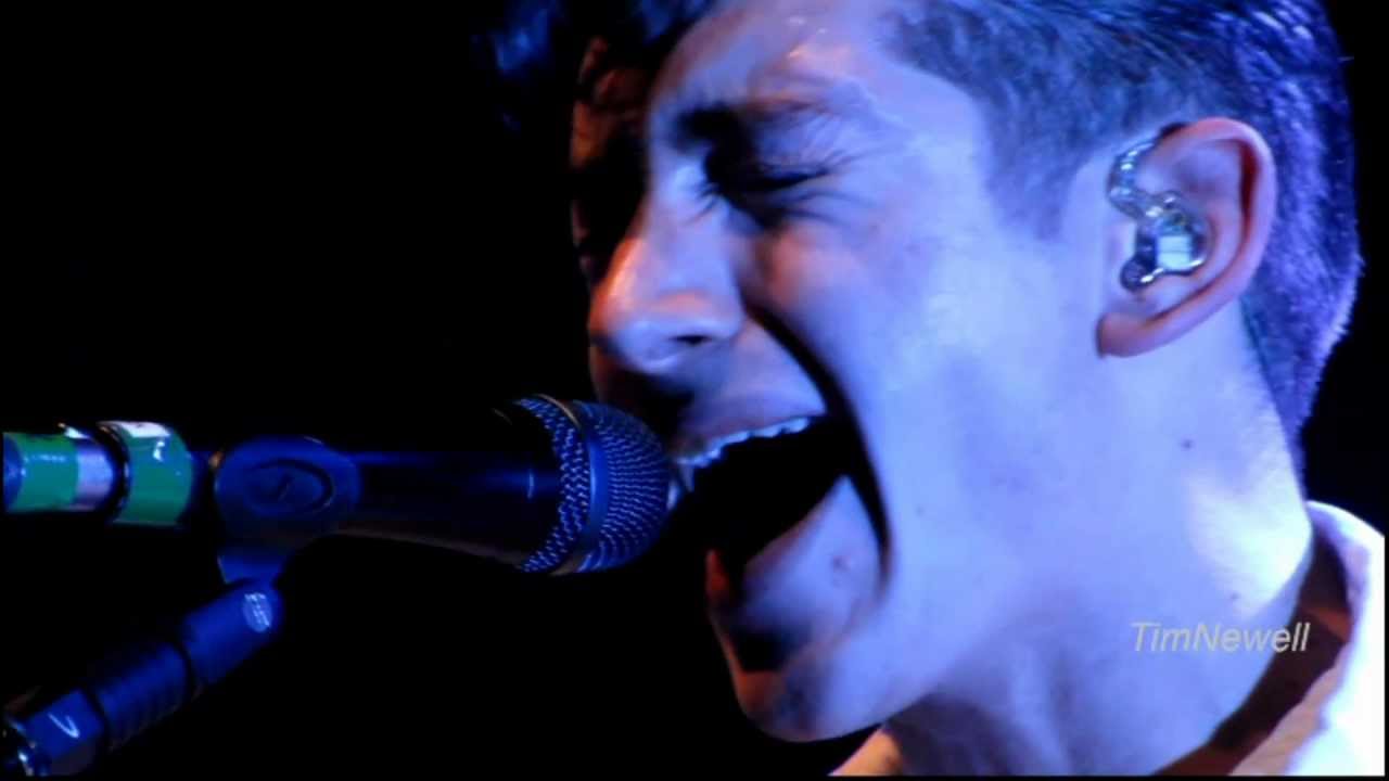 Arctic Monkeys (HD 1080) Don't Sit Down Cause I've Moved Your Chair - Chicago 2012-03-19 - United C.