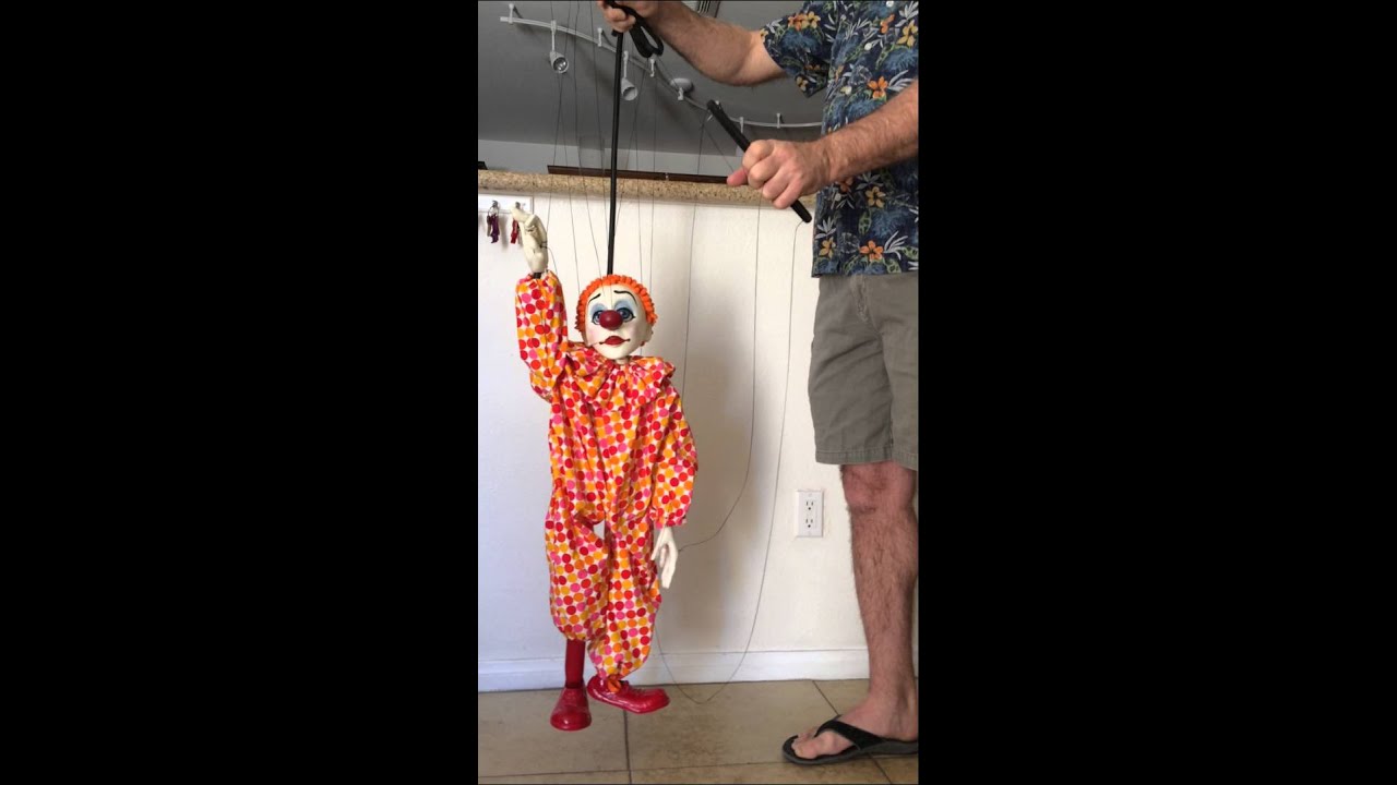 Simple marionette movement tutorial.  THEPUPPETMAN.com